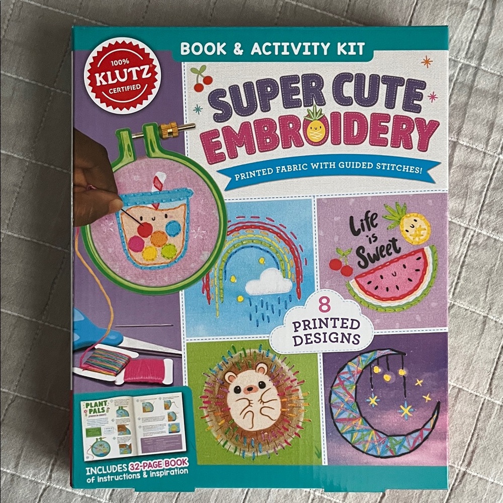 NIB KLUTZ Super Cute Embroidery Kit - Multicolor
